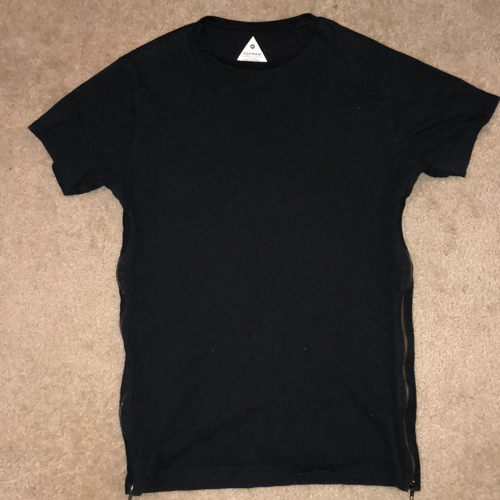 Topman shirt with adjustable zippers on the sides